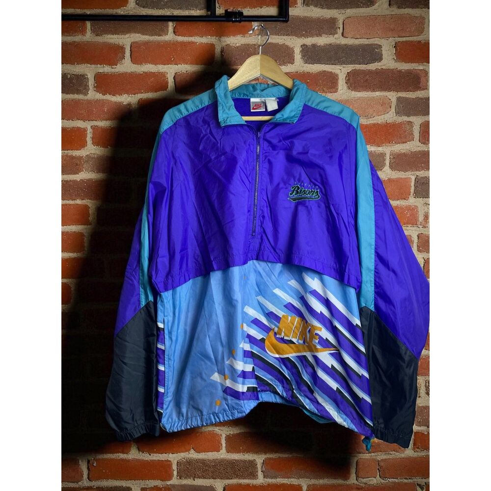 Nike Vintage Windbreaker Gray Tag Buffalo Bisons - Size XL